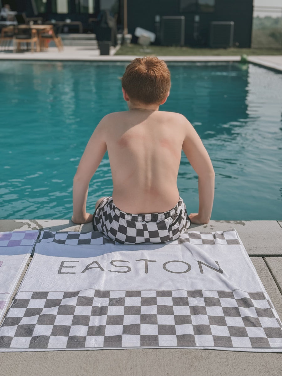 (PRE-ORDER) PERSONALIZED CHECKER BEACH TOWELS | VARIOUS STYLES