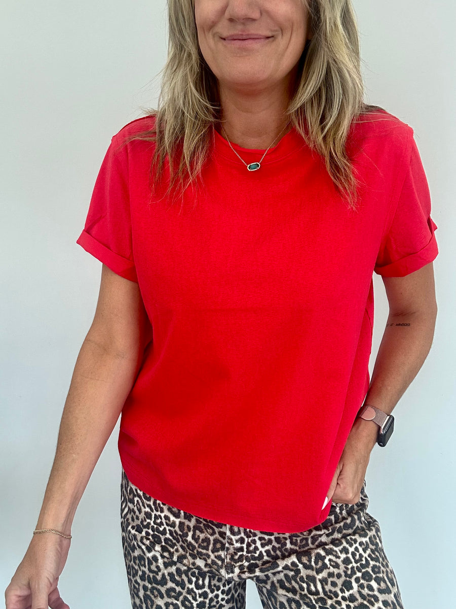 SAMARA ROLLED SLEEVE WOMEN'S TEE | CHERRY RED