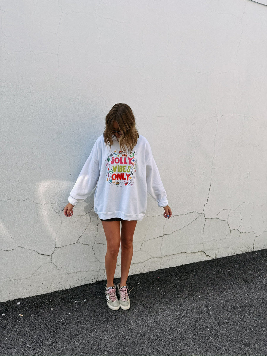 (PRE-ORDER) E+E HOLLY JOLLY VIBES WOMEN'S CHRISTMAS SWEATSHIRT
