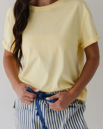 SAMARA ROLLED SLEEVE WOMEN'S TEE | LEMON