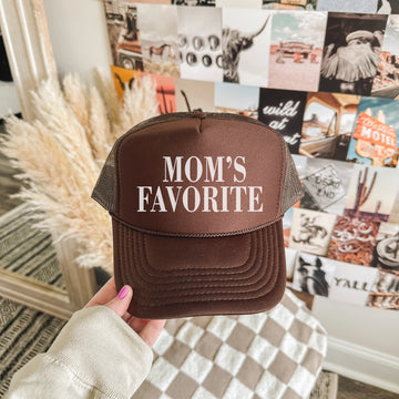 MOM'S FAVORITE TRUCKER HAT | BROWN