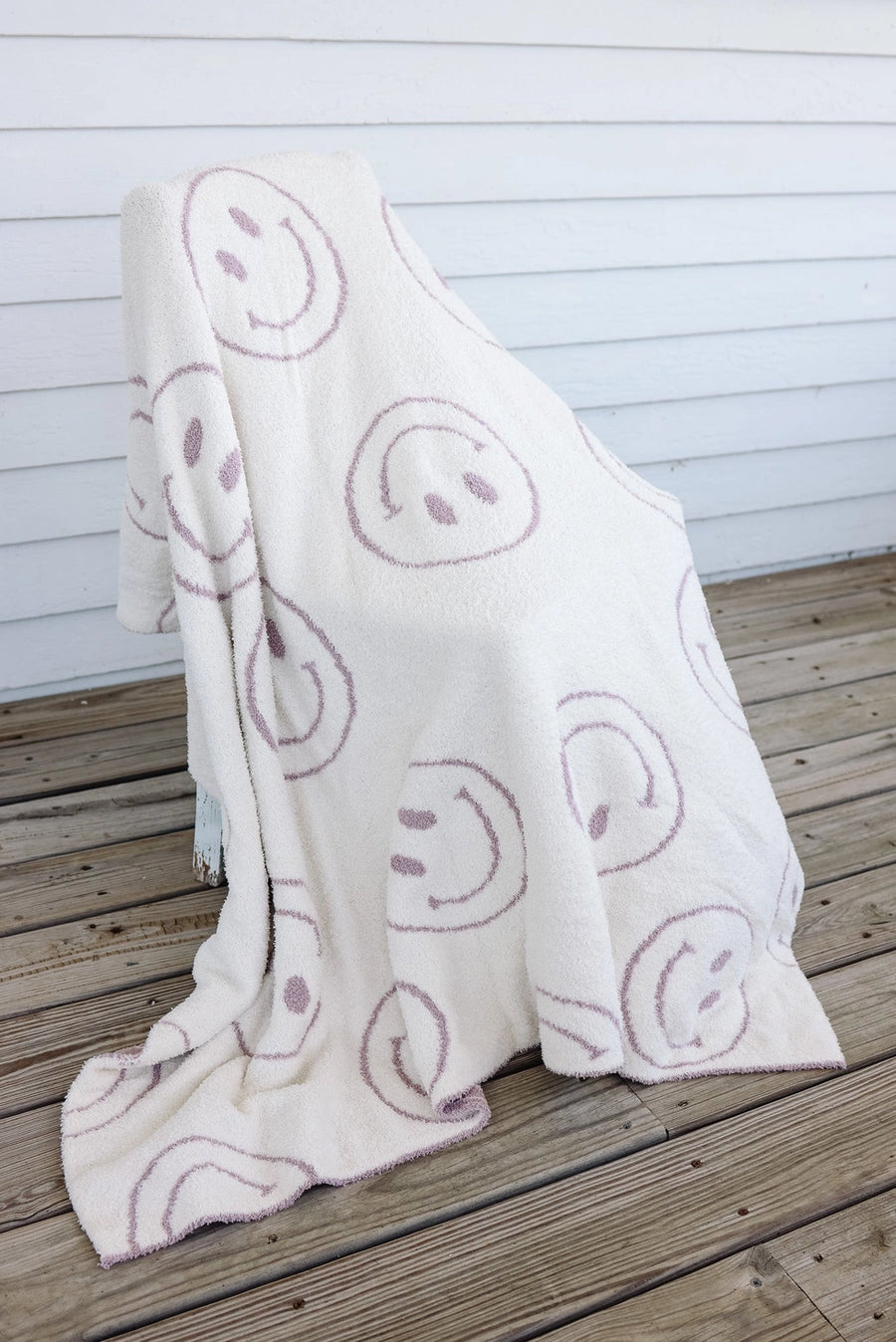 (PRE-ORDER) ALL SMILES CLOUD PLUSH BLANKET | 3 COLORS