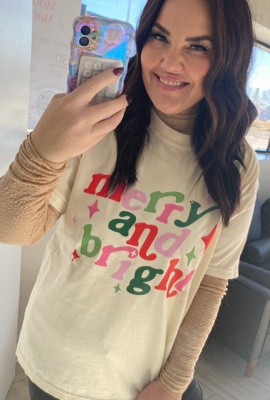 E+E MERRY AND BRIGHT GRAPHIC TEE