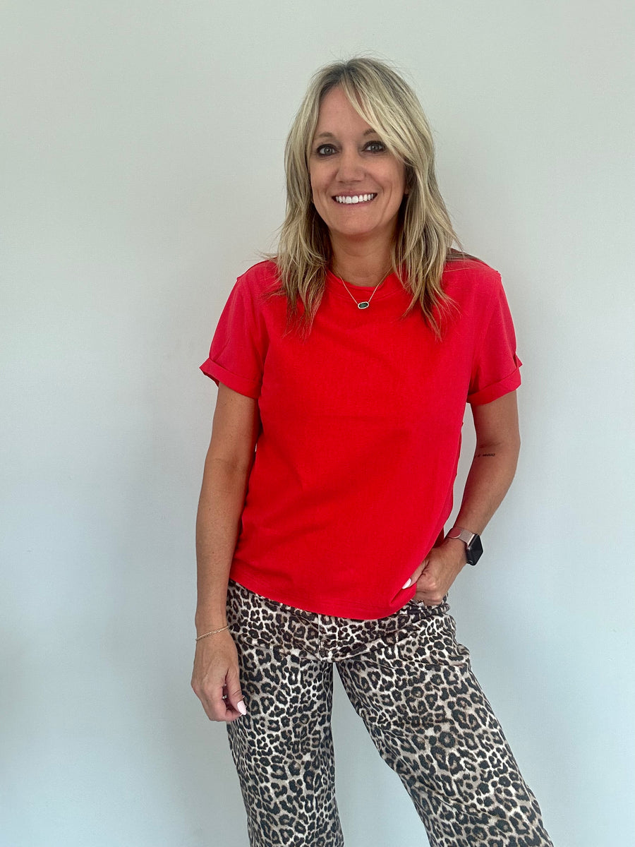 SAMARA ROLLED SLEEVE WOMEN'S TEE | CHERRY RED