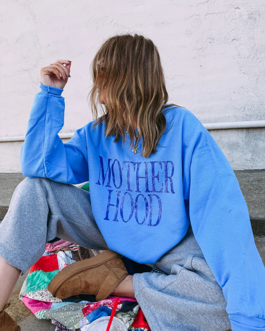 E+E MOTHERHOOD CREWNECK | LIGHT BLUE