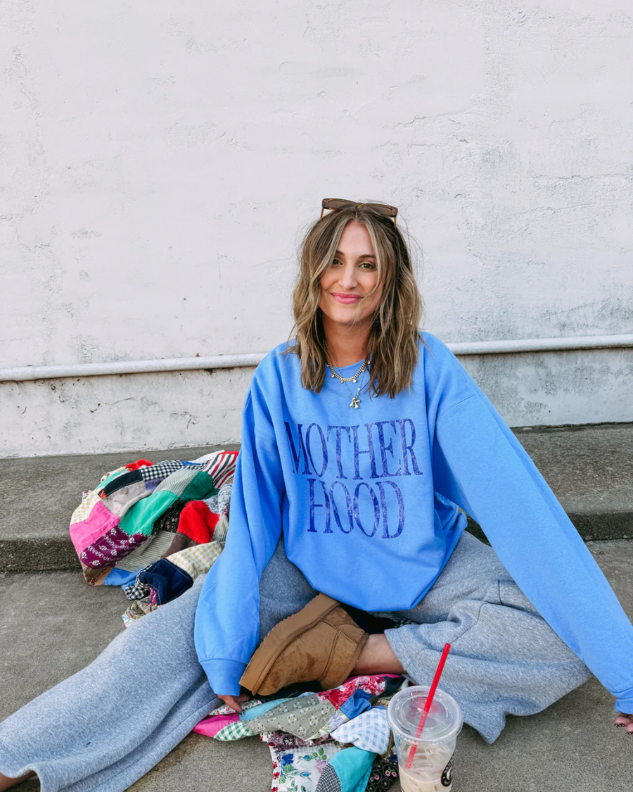 E+E MOTHERHOOD CREWNECK | LIGHT BLUE
