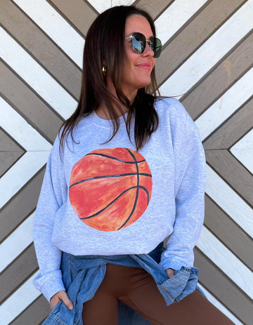 (PRE-ORDER) BASKETBALL LOVERS WOMEN'S GRAPHIC SWEATSHIRT