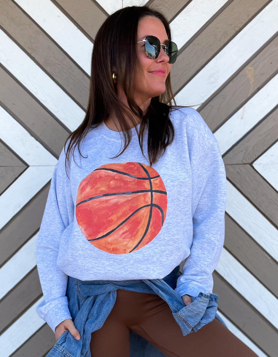 BASKETBALL LOVERS WOMEN'S GRAPHIC SWEATSHIRT