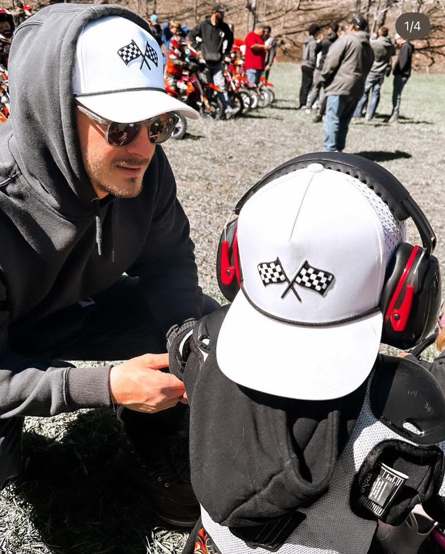 YOUNG + RAD FINISH LINE WHITE ADVENTURE SNAPBACK // (COLLECTIVE)