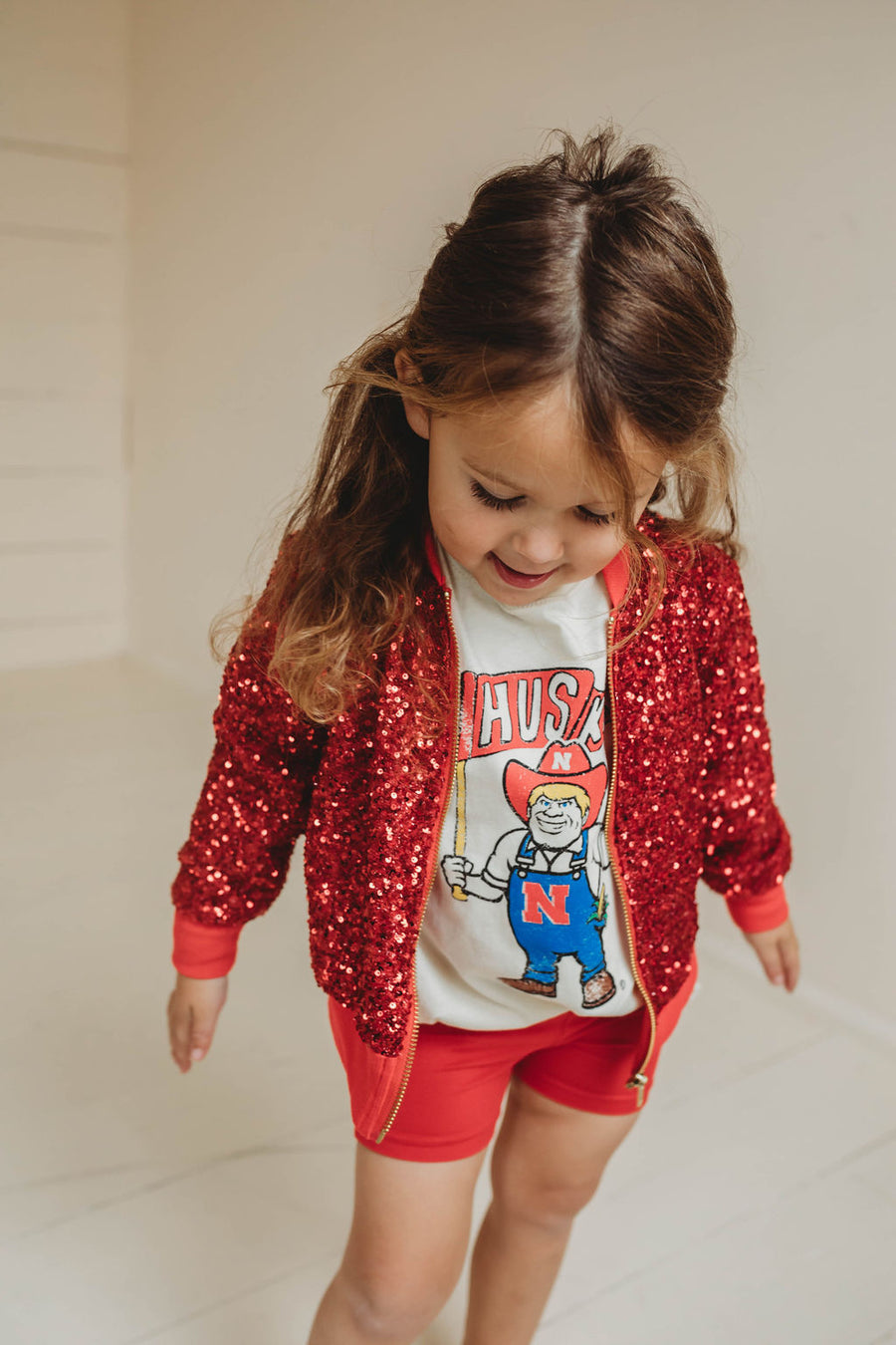 NEBRASKA HUSKERS MASCOT CREAM TEE | BABY, KIDS + YOUTH