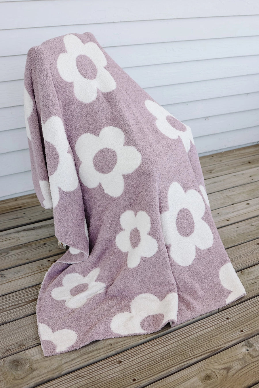 (PRE-ORDER) DAISYS CLOUD PLUSH BLANKET | 3 COLORS