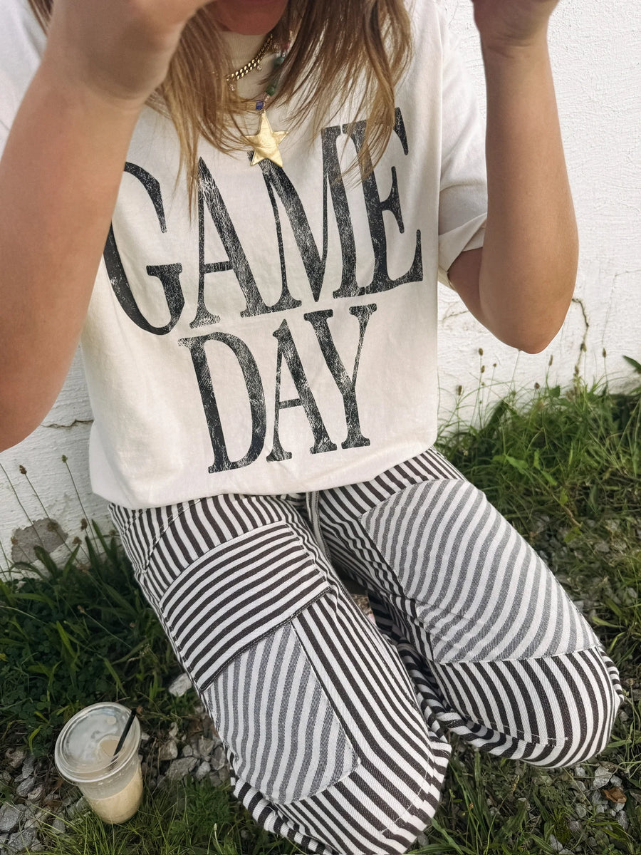 (PRE-ORDER) E+E GAME DAY GRAPHIC TEE | IVORY
