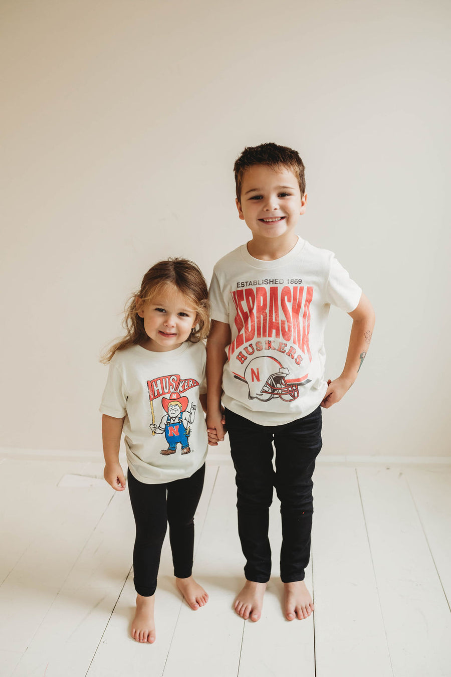 NEBRASKA HUSKERS MASCOT CREAM TEE | BABY, KIDS + YOUTH