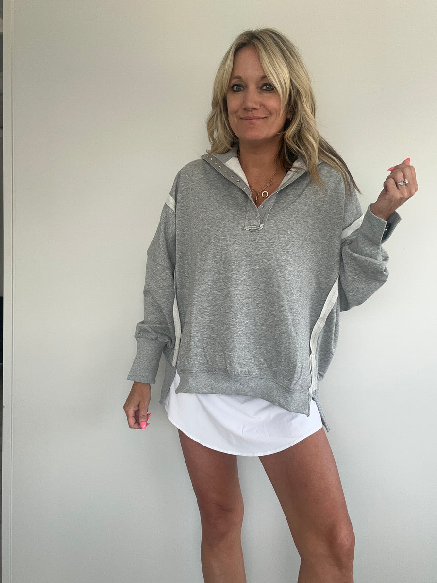 MAYA HENLEY WOMEN'S SWEATSHIRT | HEATHER GRAY