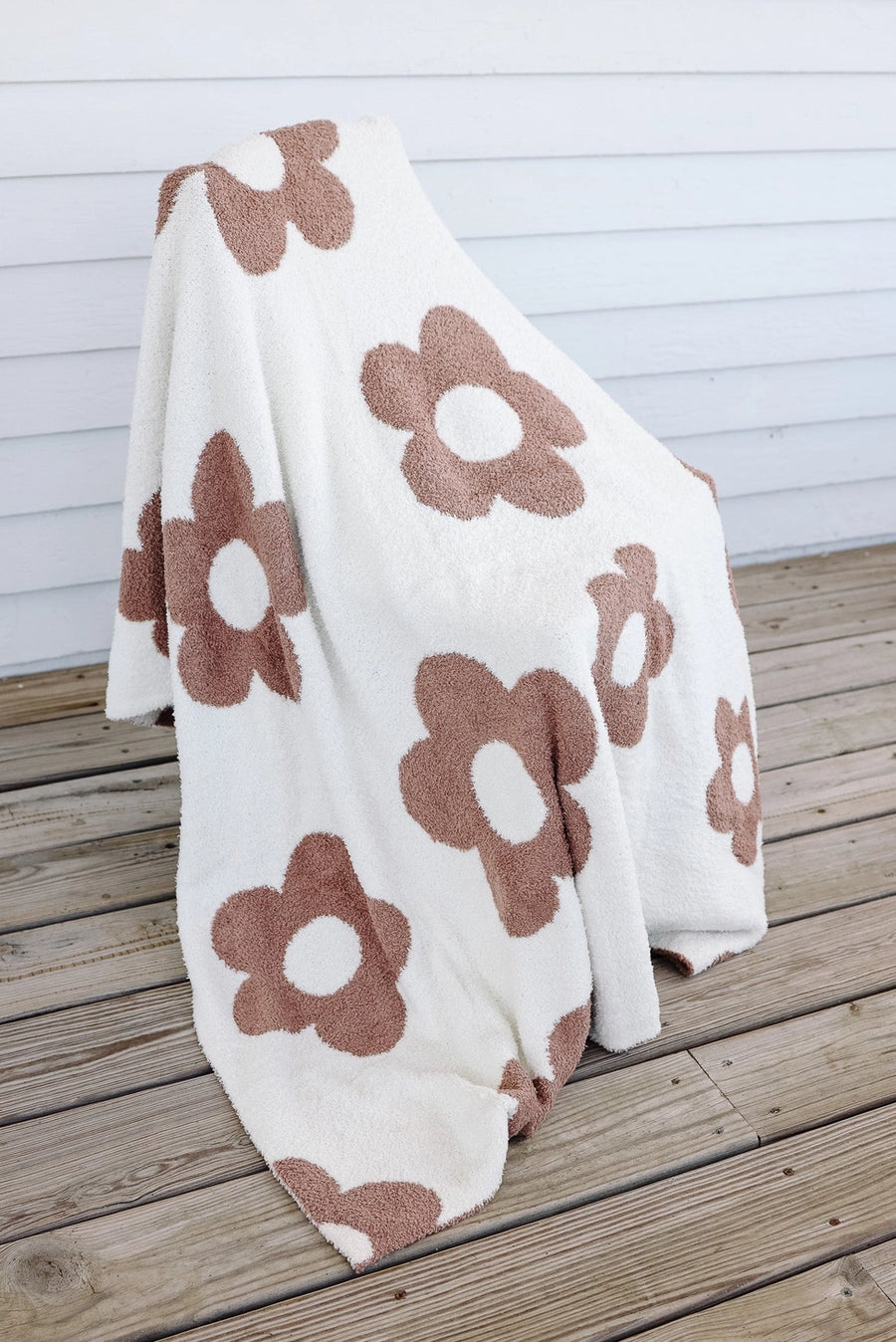 (PRE-ORDER) DAISYS CLOUD PLUSH BLANKET | 3 COLORS