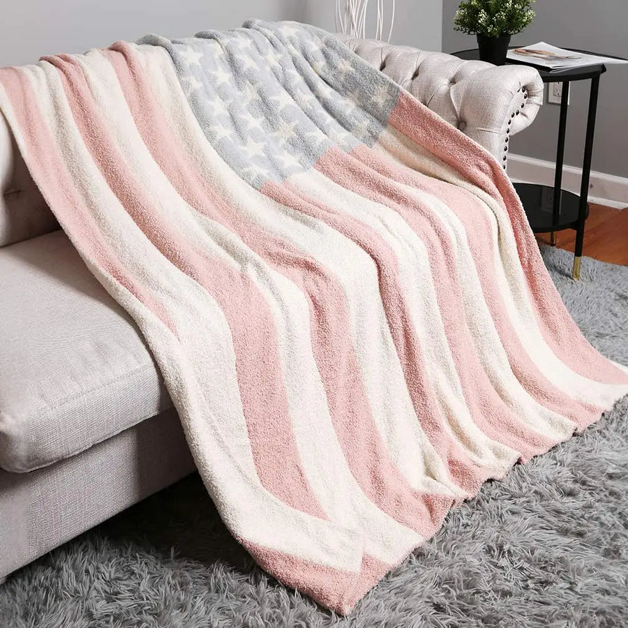 VINTAGE FLAG PLUSH BLANKET