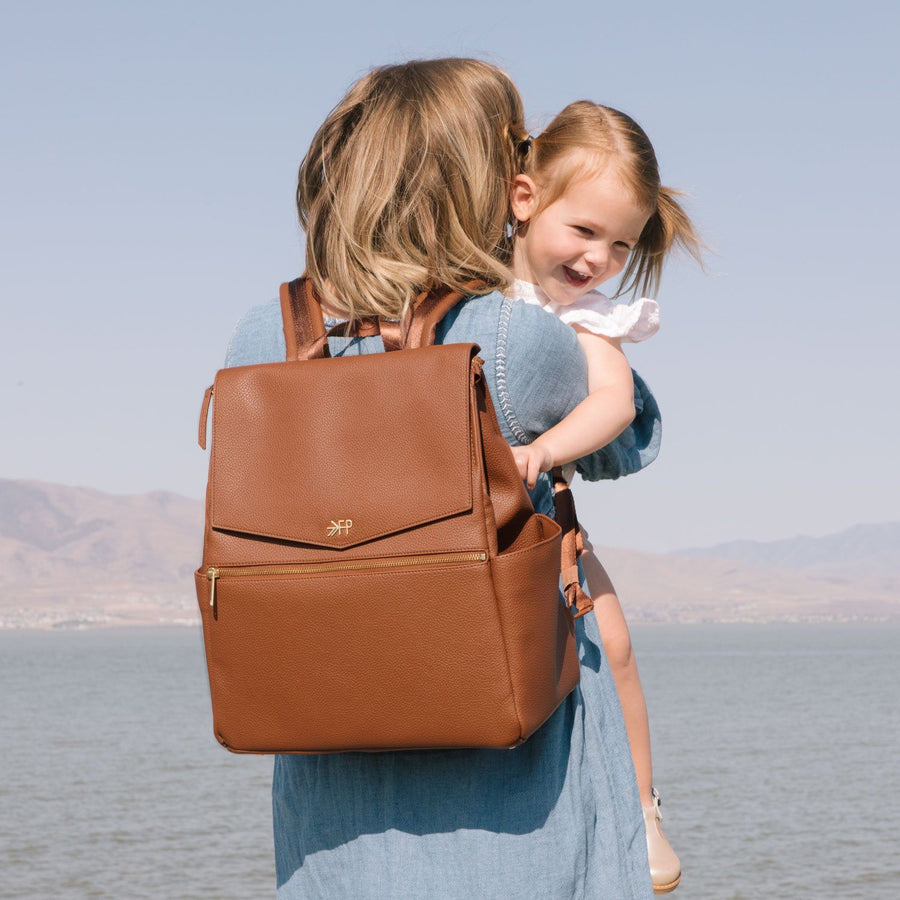 FRESHLY PICKED Cognac Classic Diaper Bag II (COLLECTIVE)