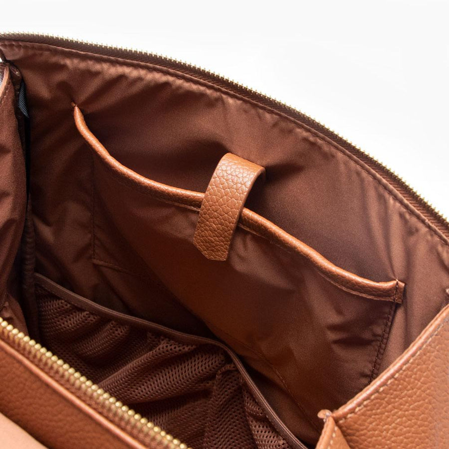 FRESHLY PICKED Cognac Classic Diaper Bag II (COLLECTIVE)
