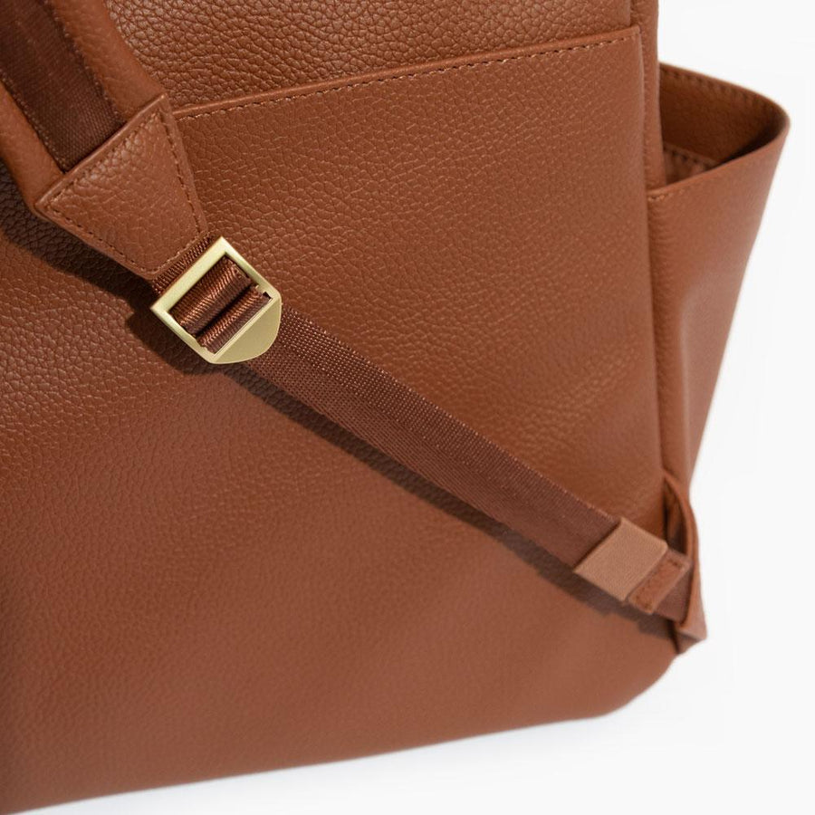 FRESHLY PICKED Cognac Classic Diaper Bag II (COLLECTIVE)