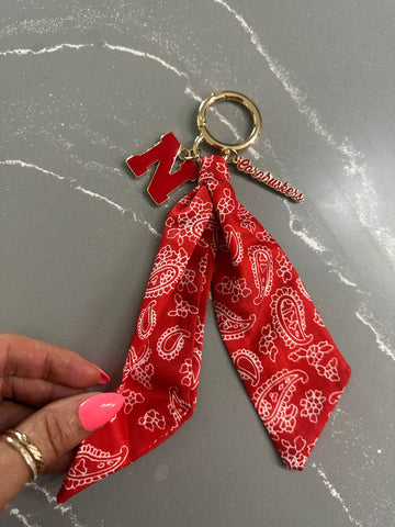 (PRE-ORDER) NEBRASKA HUSKERS BANDANA BAG CHARM