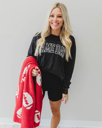 THE OC GAME DAY MINERAL WASHED LONG SLEEVE TEE | MINERAL BLACK