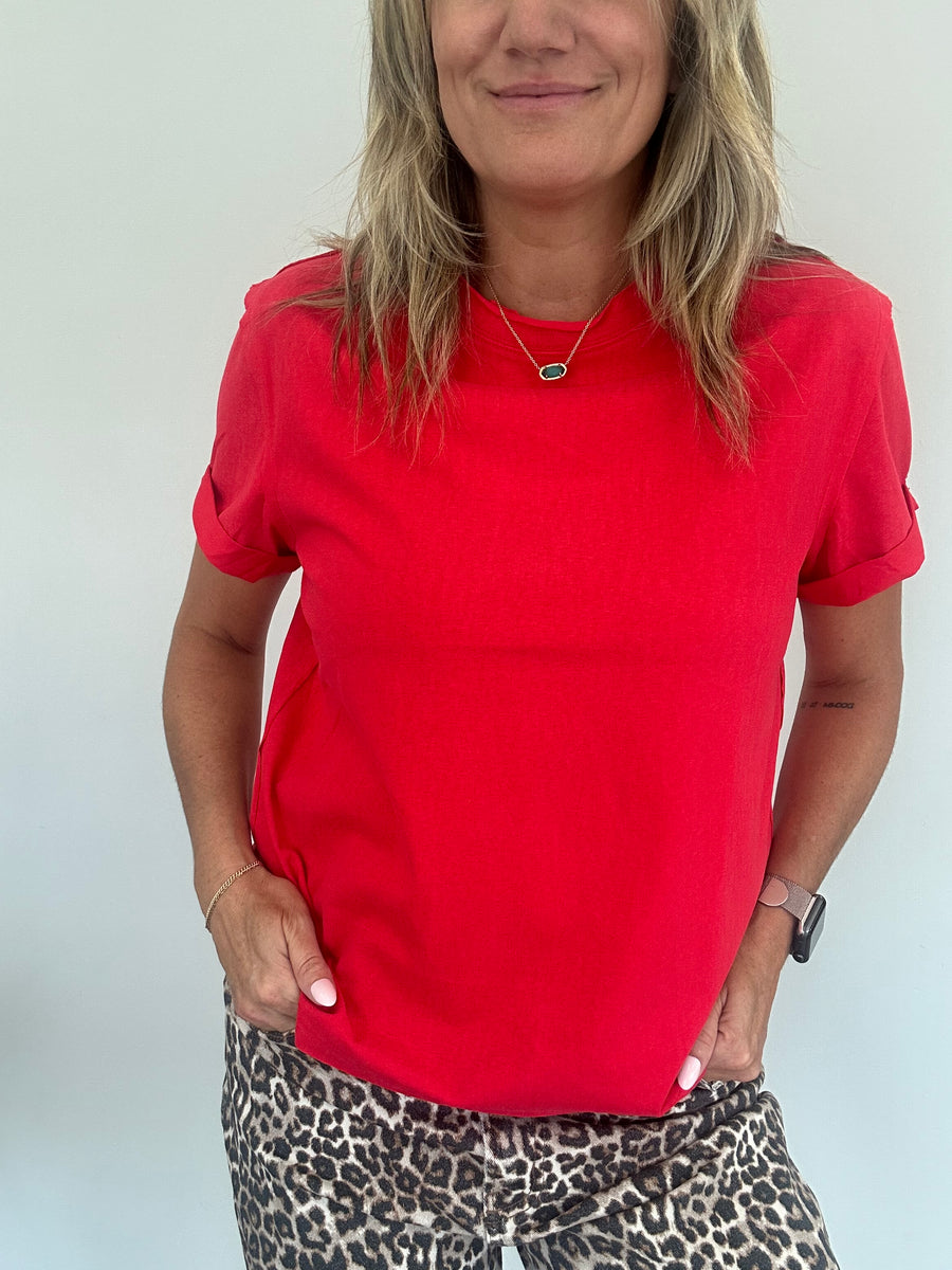 SAMARA ROLLED SLEEVE WOMEN'S TEE | CHERRY RED