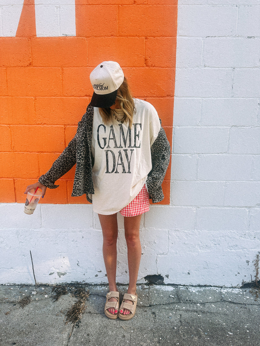 (PRE-ORDER) E+E GAME DAY GRAPHIC TEE | IVORY