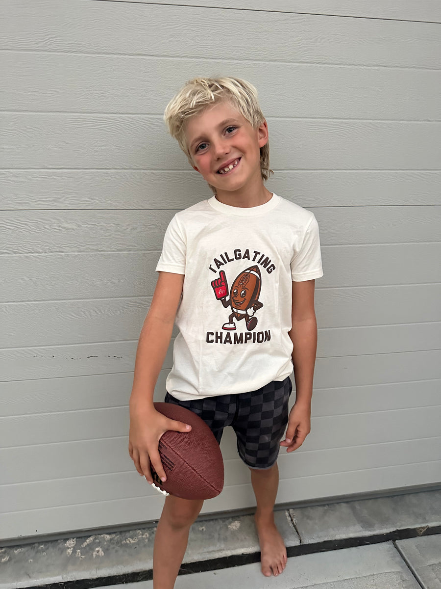 LEDGER TAILGATING CHAMPION KIDS GRAPHIC TEE