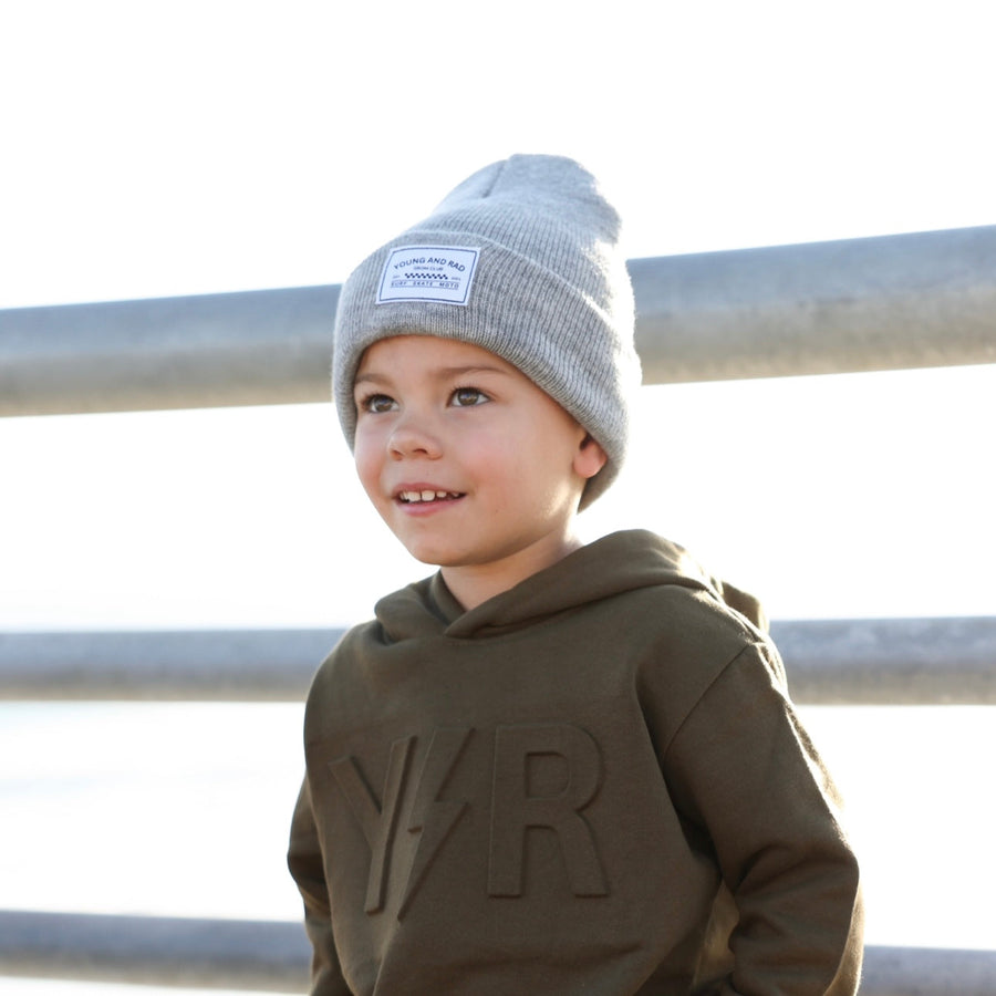 YOUNG + RAD CLASSIC BEANIE // HEATHER GREY (COLLECTIVE)