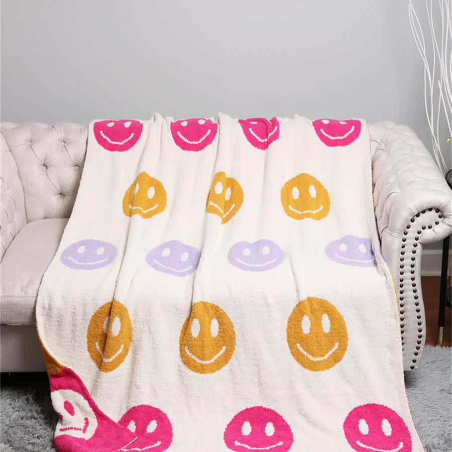 HAPPY FACE PLUSH BLANKET | MULTI