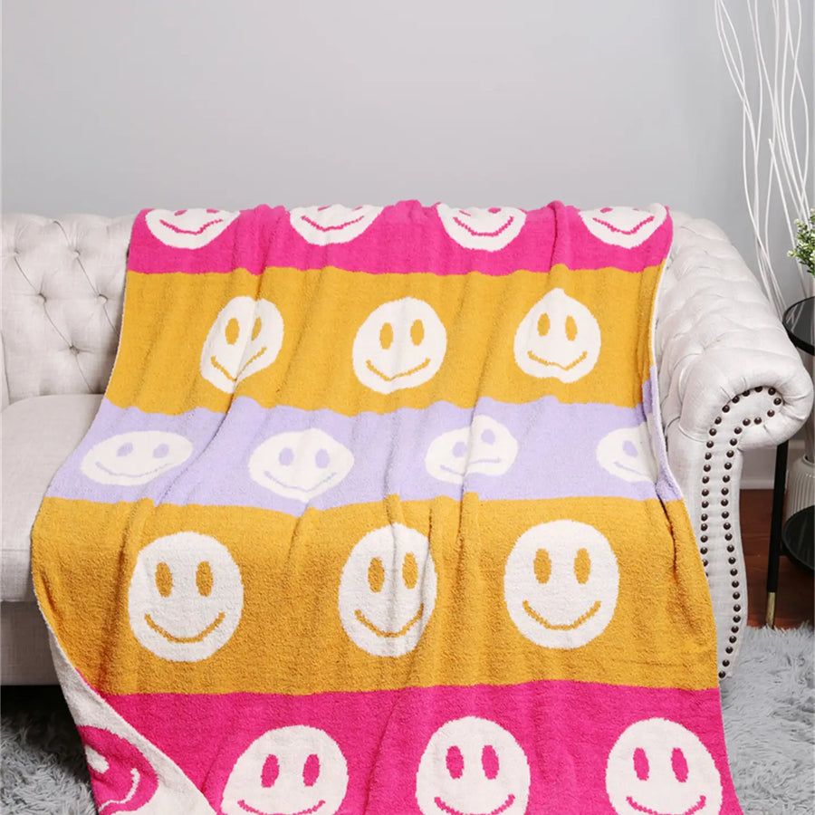 HAPPY FACE PLUSH BLANKET | MULTI