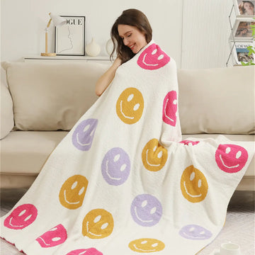 HAPPY FACE PLUSH BLANKET | MULTI