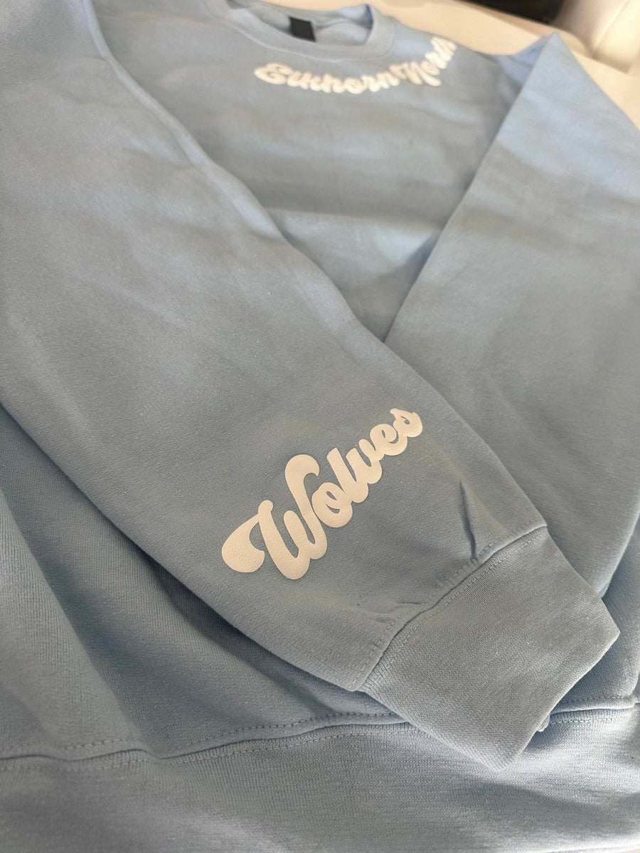 ELKHORN NORTH SCRIPT PUFF PRINT ADULT SWEATSHIRT | LIGHT BLUE