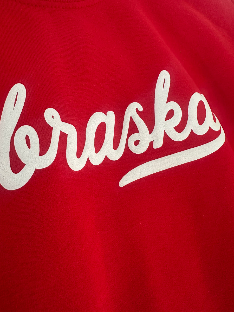 NEBRASKA SCRIPT PUFF PRINT SWEATSHIRT | RED