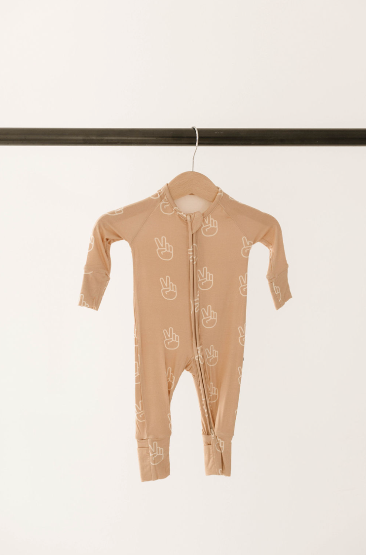 FOREVER FRENCH Peace Sign | Bamboo Zip Pajama (COLLECTIVE)