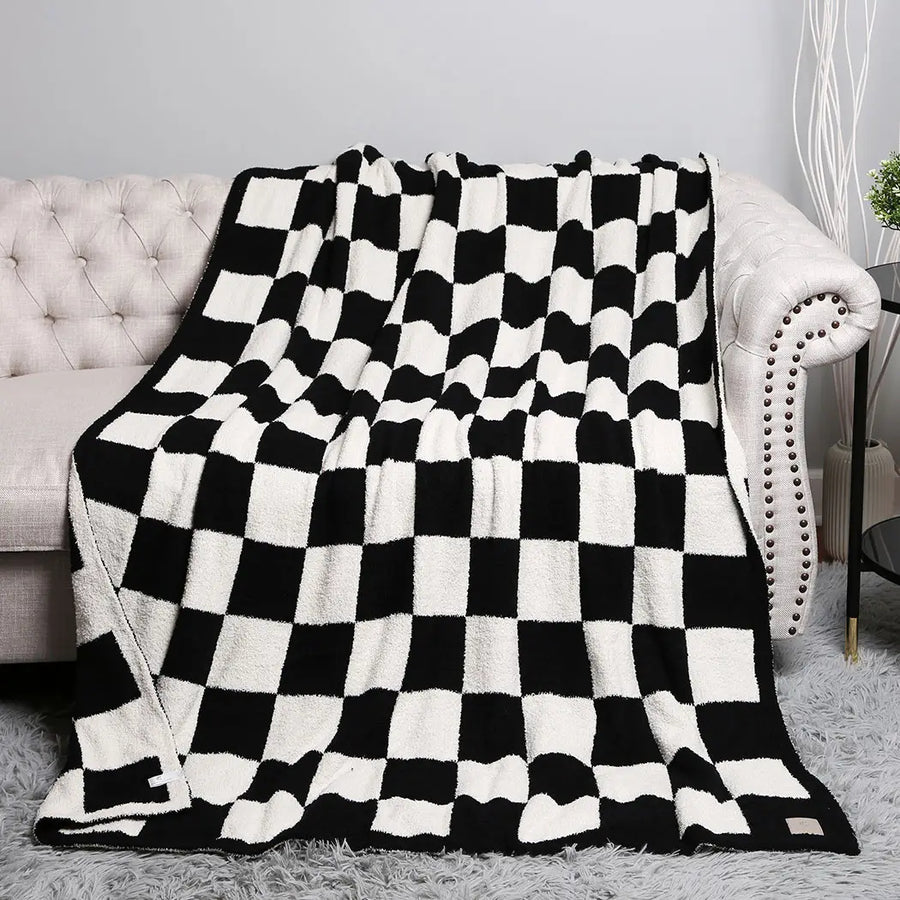 (PRE-ORDER) CHECKER PLUSH BLANKET | VARIOUS COLORS