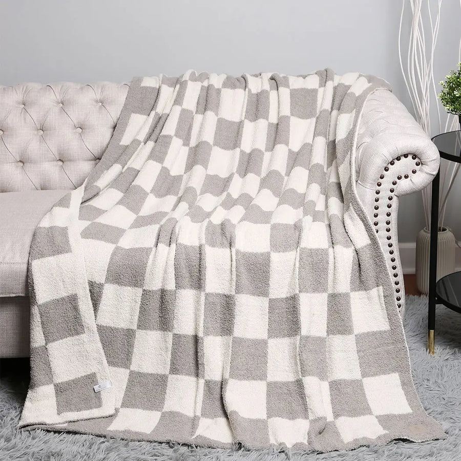 (PRE-ORDER) CHECKER PLUSH BLANKET | VARIOUS COLORS