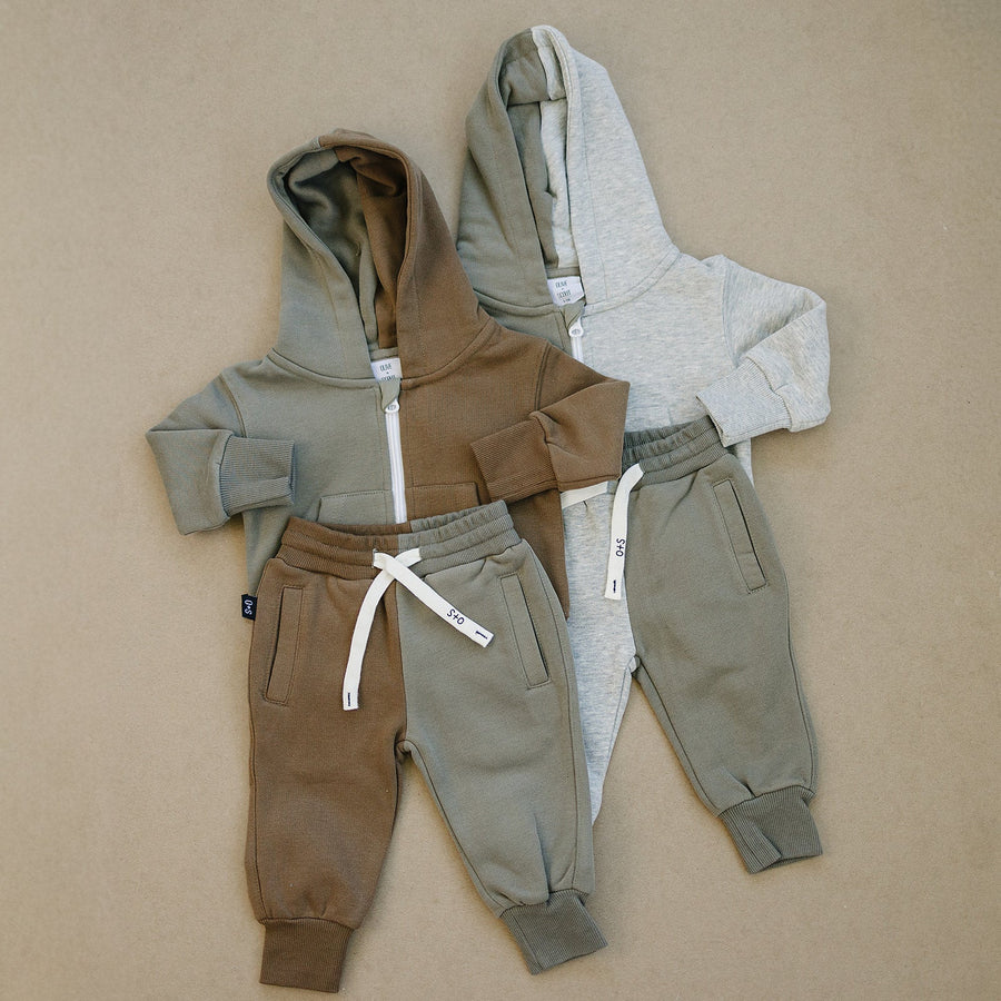 OLIVE+ SCOUT Dusty Zip Up Jogger Set (COLLECTIVE)