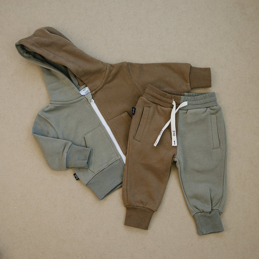 OLIVE+ SCOUT Dusty Zip Up Jogger Set (COLLECTIVE)
