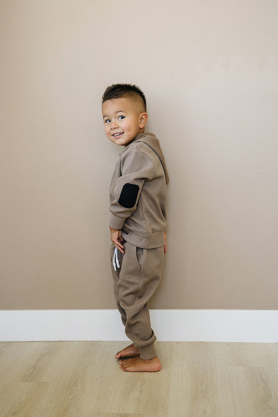 OLIVE + SCOUT Ellis Jogger Set (COLLECTIVE)