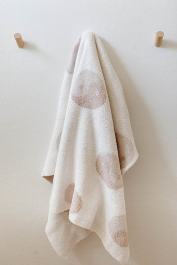 FOREVER FRENCH Tan & White  Yin Yang | Plush Blanket (COLLECTIVE)