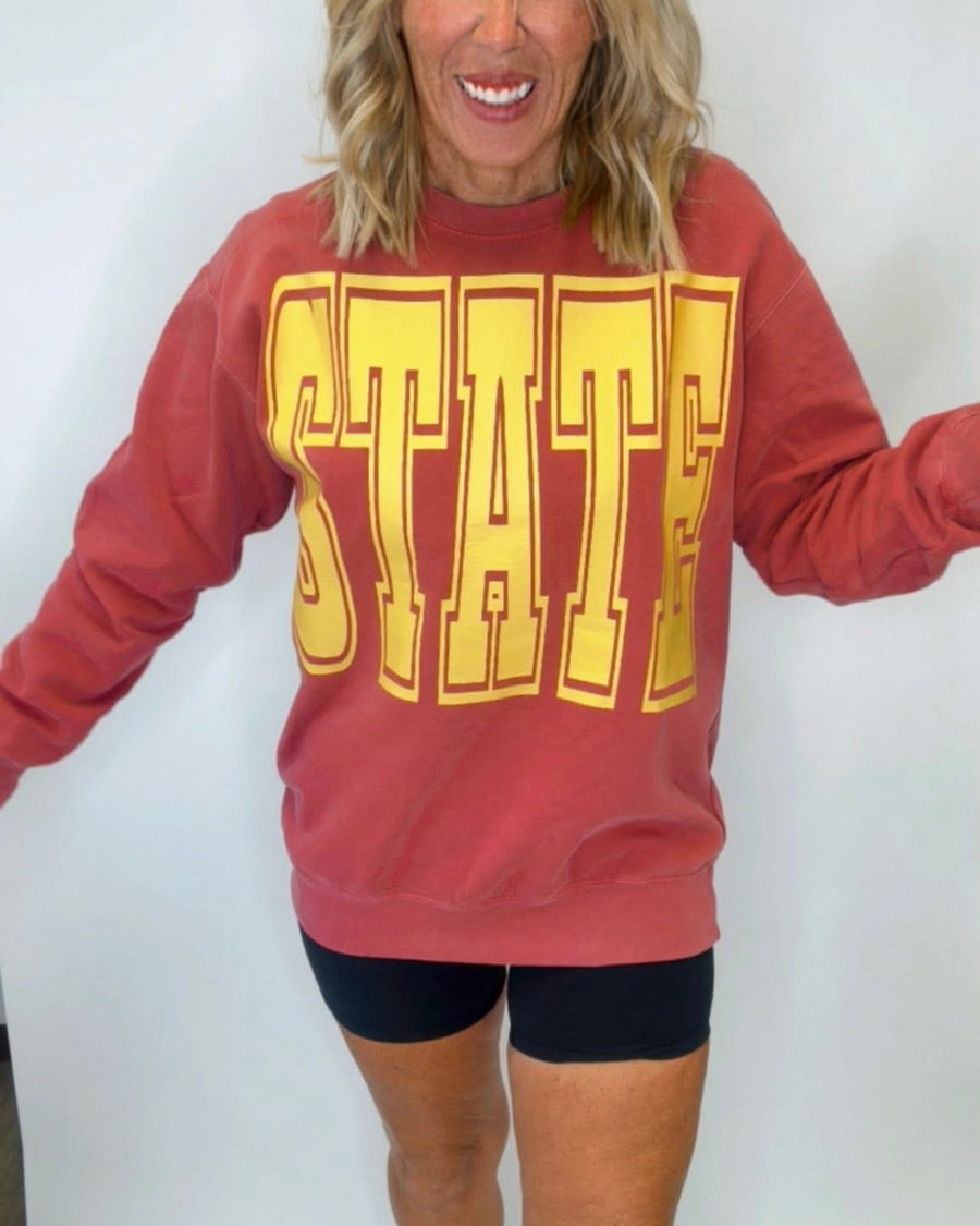 (PRE-ORDER) TEAM SPIRIT REVERSIBLE GRAPHIC SWEATSHIRT | CUSTOM GILDAN
