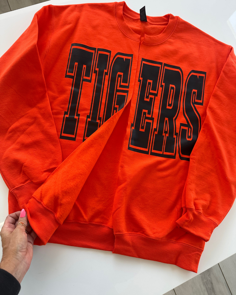 (PRE-ORDER) TEAM SPIRIT HAND CUT GRAPHIC SWEATSHIRT CARDIGAN | CUSTOM