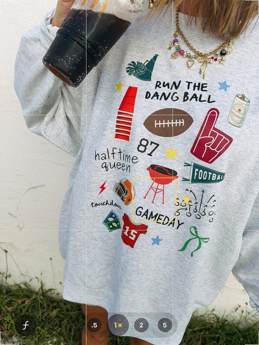 (PRE-ORDER) E + E RUN THE DANG BALL GRAPHICS SWEATSHIRT | ASH