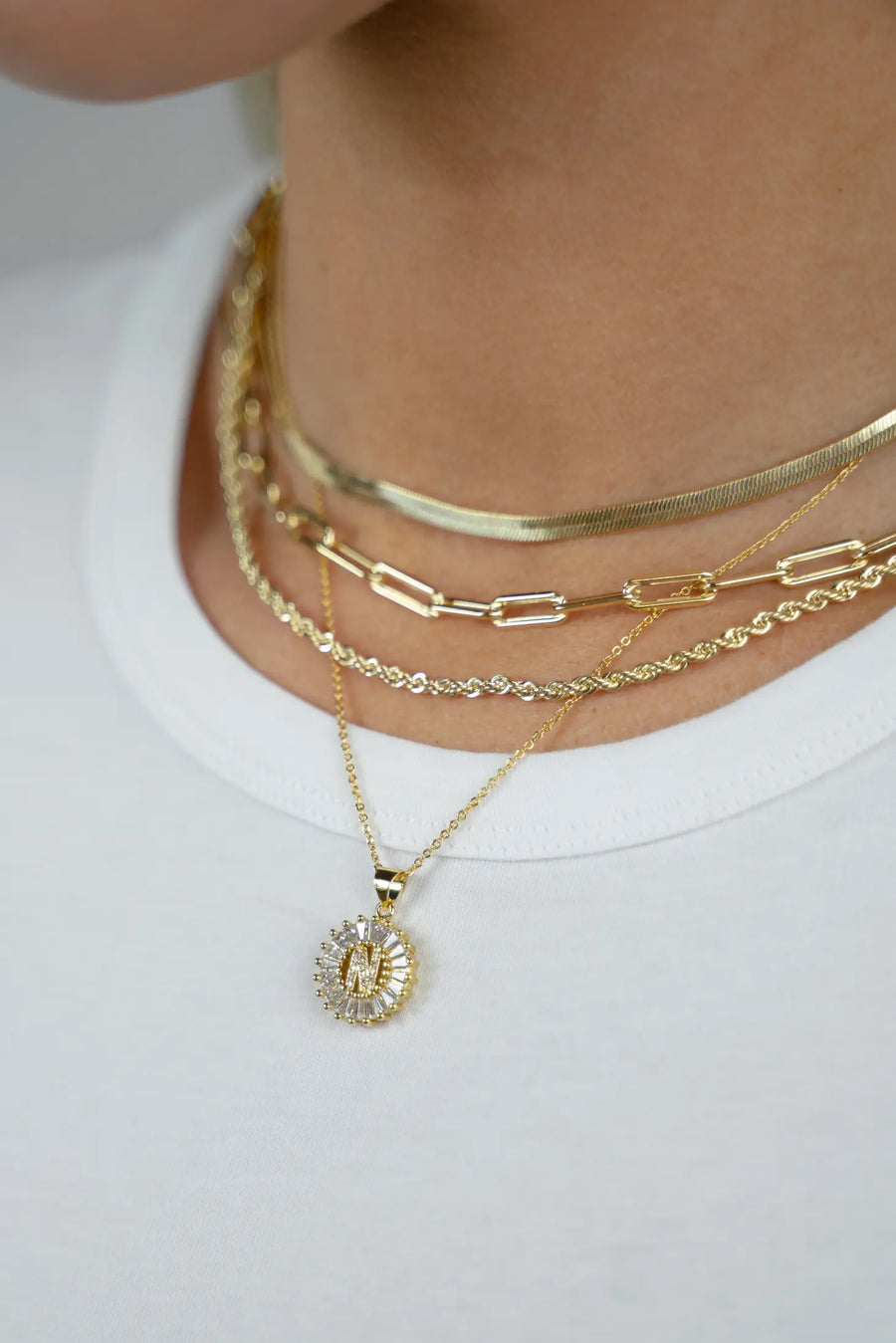 (PRE-ORDER) THE SIS KISS LEO CHAIN NECKLACE | GOLD OR SILVER